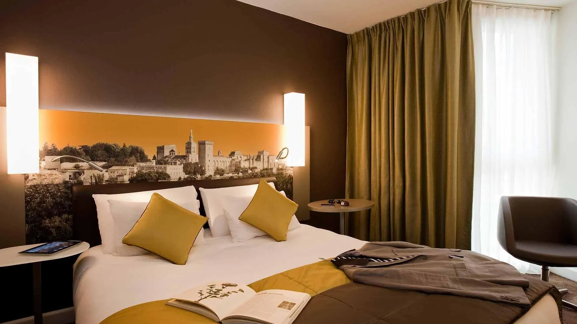 **** Hotel Mercure Avignon Centre Palais Des Papes Francie