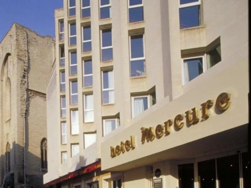 Mercure Avignon Centre Palais Des Papes 4*,  Francia