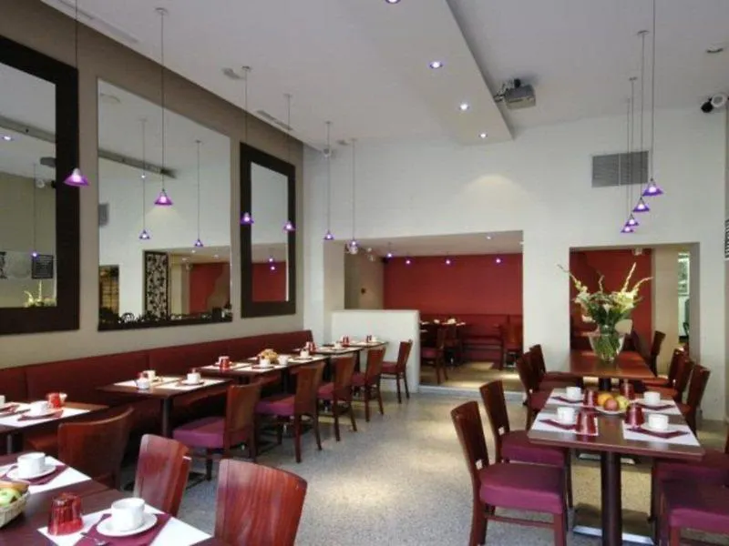 **** Hotel Mercure Avignon Centre Palais Des Papes Francia
